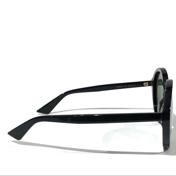 New & Authentic Gucci Round Oversized Lens Black GG023S Sunglasses main image 10